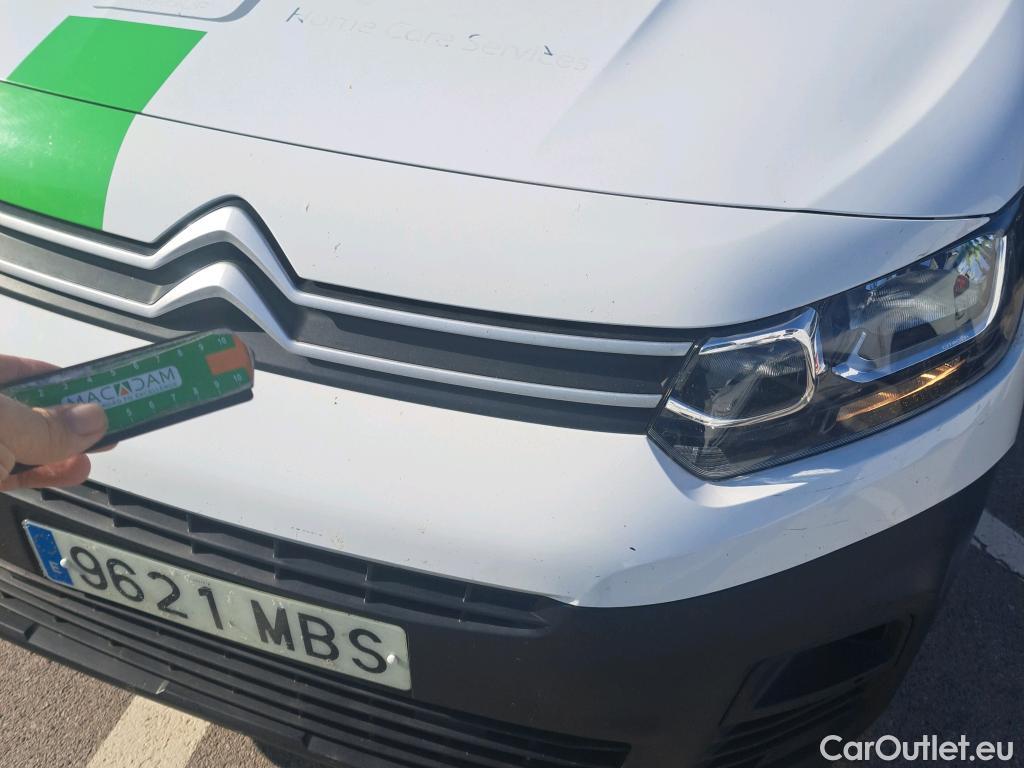  Citroen  Berlingo CITROEN  / 2018 / 4P / furgón derivado de turismo Talla M BlueHDi 100 #25