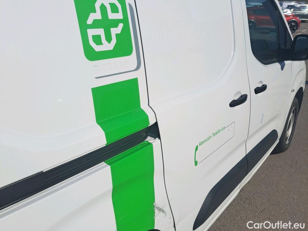  Citroen  Berlingo CITROEN  / 2018 / 4P / furgón derivado de turismo Talla M BlueHDi 100 #22