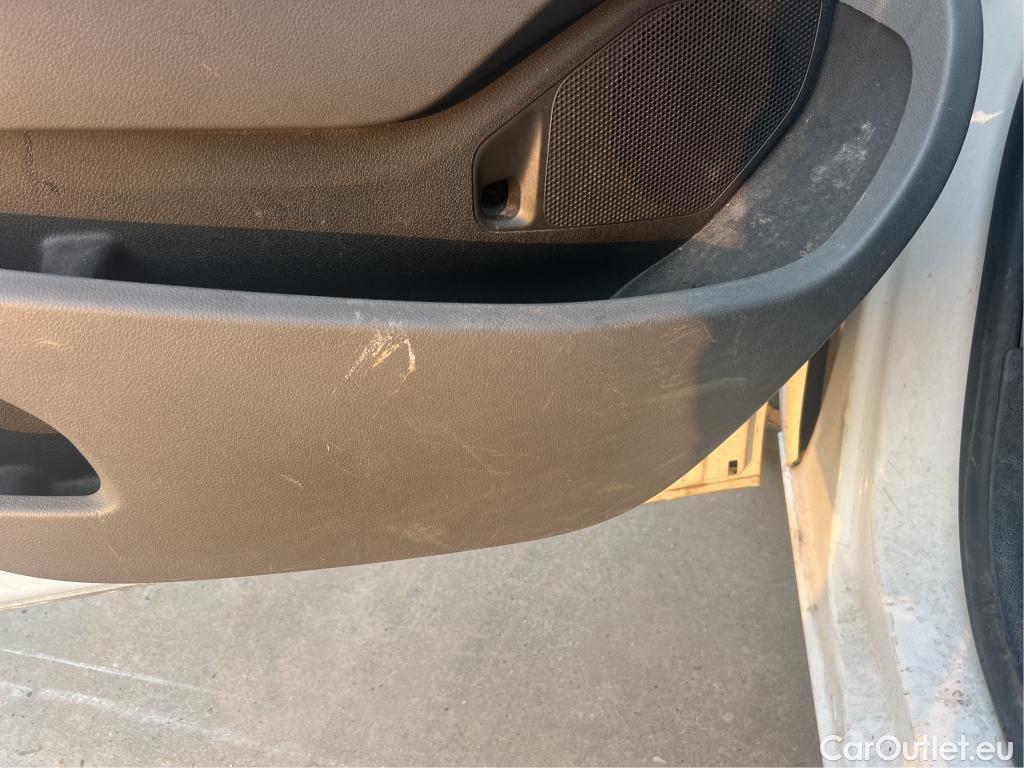 Citroen  Jumpy CITROEN  / 2016 / 4P / furgón Talla M BlueHDi 120 S&S 6v Control #57