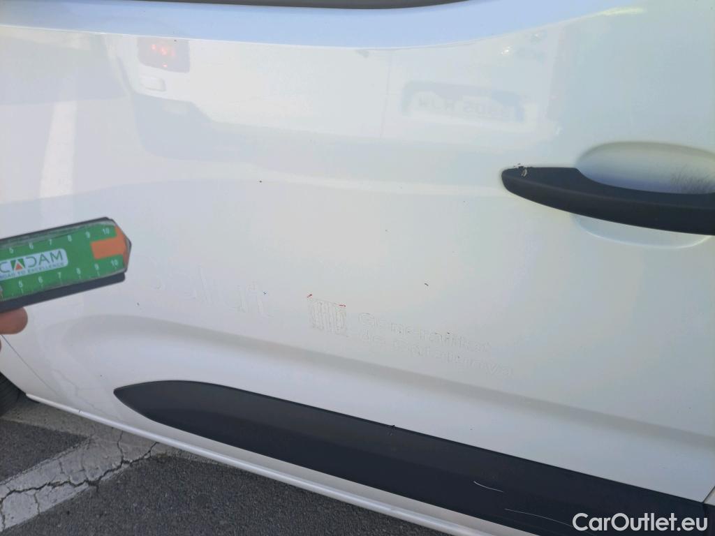  Citroen  Berlingo CITROEN  / 2018 / 4P / furgón derivado de turismo Talla M BlueHDi 100 #39