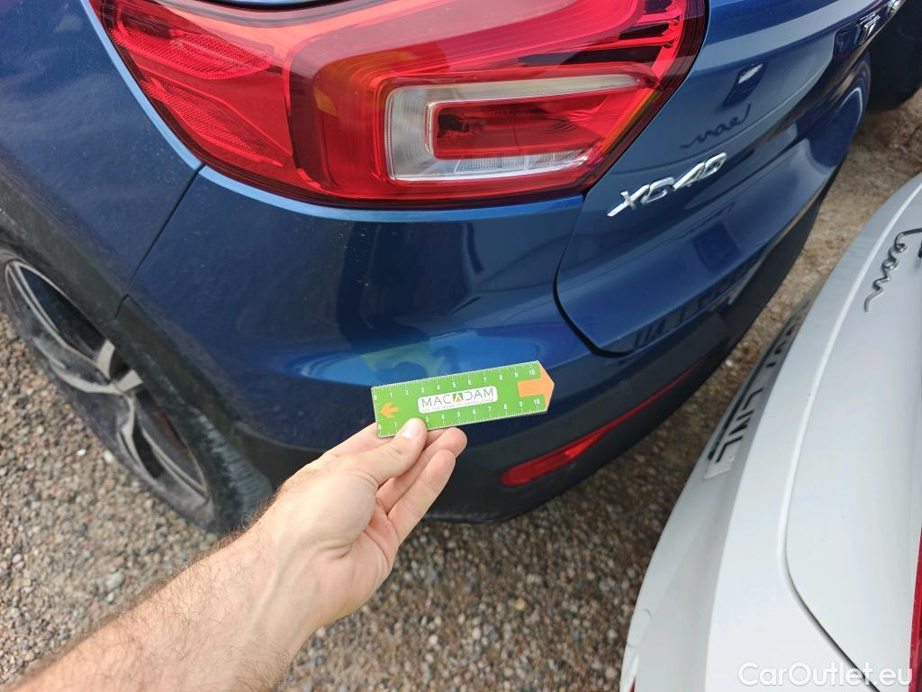  Volvo  XC 40 VOLVO XC40 / 2017 / 5P / todoterreno 1.5 T4 Twin Recharge R-Design Auto #27