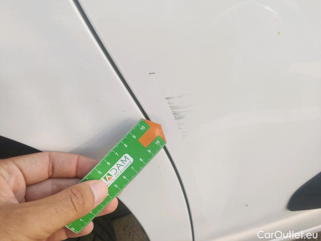  Citroen  Berlingo CITROEN  / 2018 / 3P / furgón derivado de turismo Talla M BlueHDi 100 CONTROL (AC2) #9