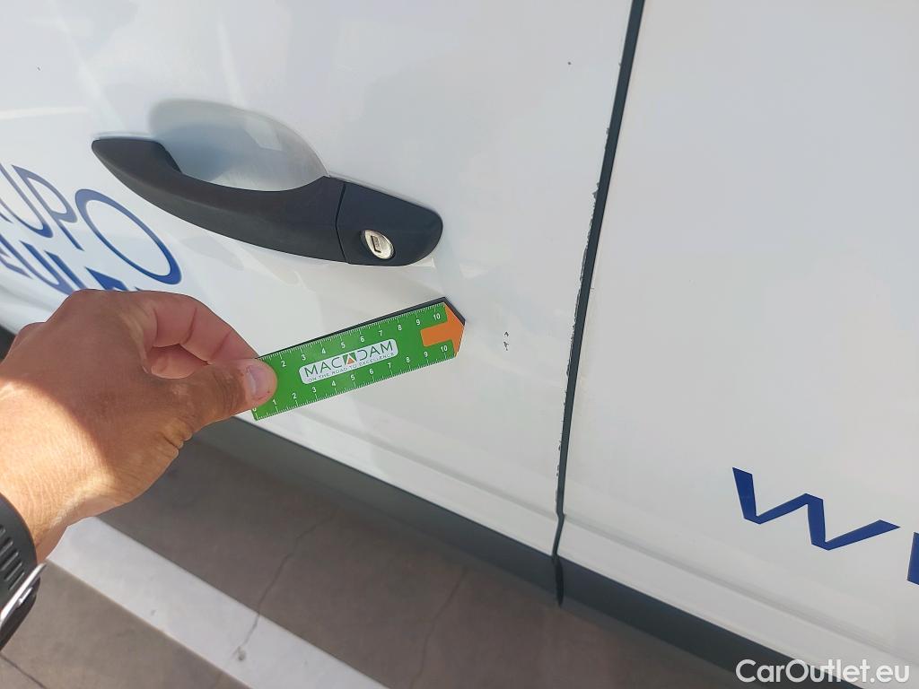  Citroen  Berlingo CITROEN  / 2018 / 3P / furgón derivado de turismo Talla M BlueHDi 100 CONTROL #12