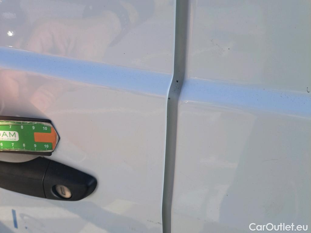  Citroen  Berlingo CITROEN  / 2018 / 4P / furgón derivado de turismo Talla M BlueHDi 100 #7