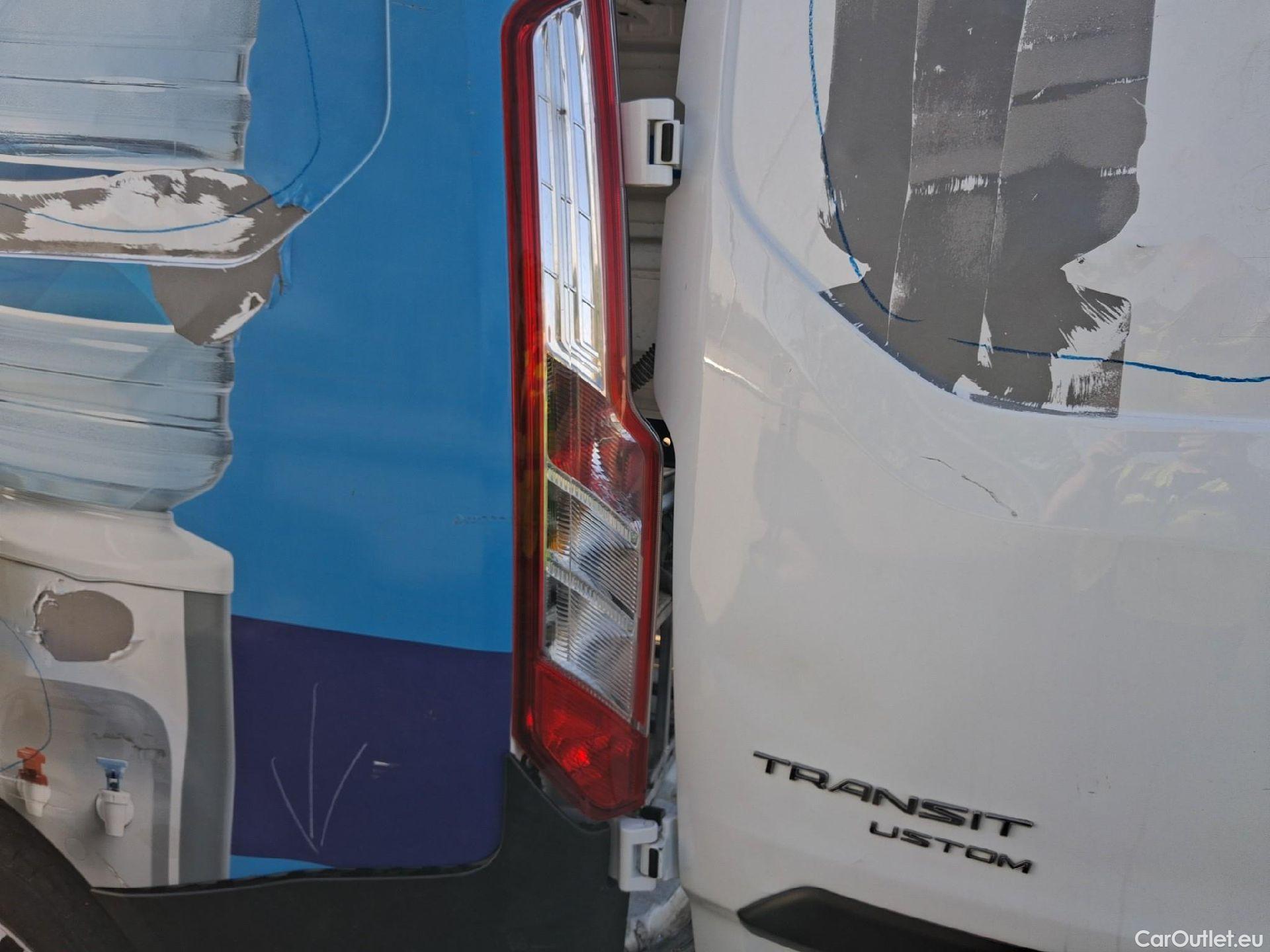  Ford  Transit FORD  Custom / 2012 / 4P / furgón Van 2.0 TDCI 96kW 320 L1 MHEV Ambiente #39