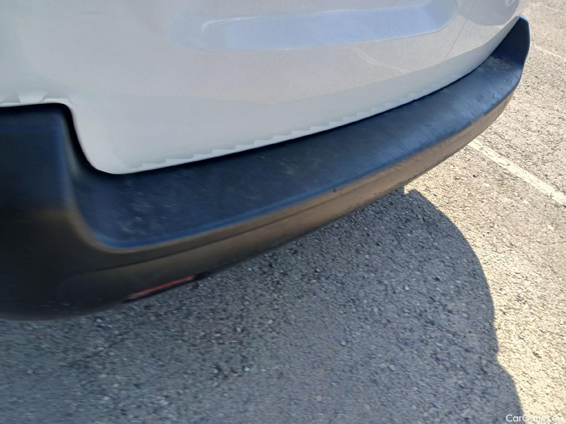  Peugeot  Expert PEUGEOT  / 2016 / 4P / furgón Furgón Premium 1.5 BlueHDi 120 Standard #35