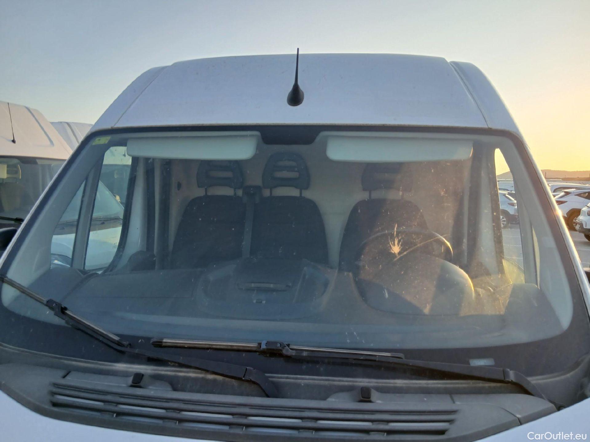  Opel  Movano OPEL  / 2021 / 4P / Furgón Base L2H2 3.5T 2.2 BlueHDi #5