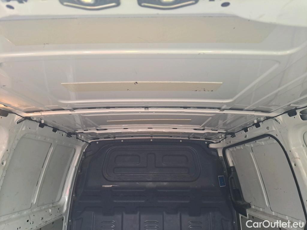  Mercedes  Vito MERCEDES-BENZ  / 2014 / 4P / furgón 114CDI TD 100kW furgón Pro compacta #10