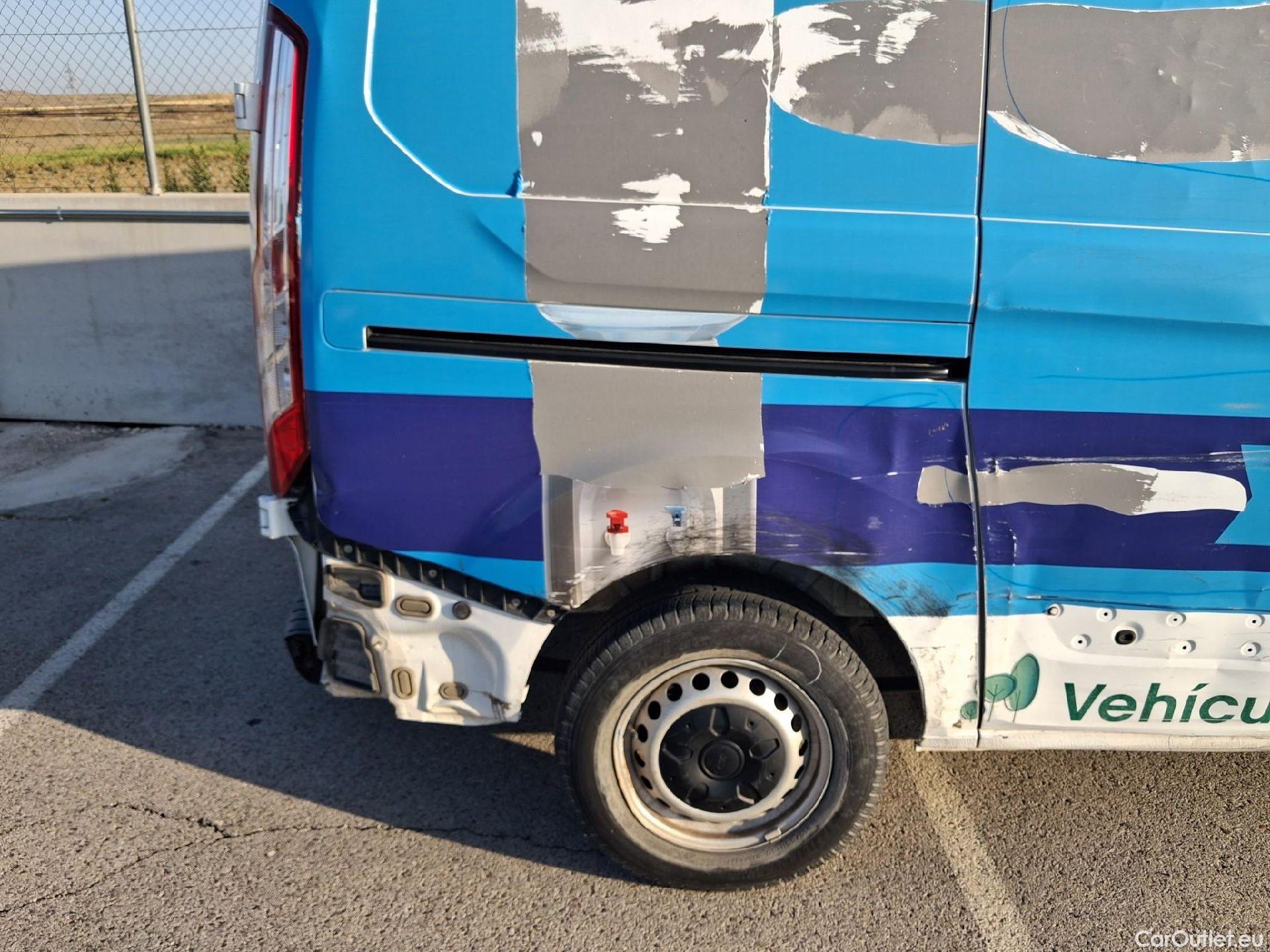  Ford  Transit FORD  Custom / 2012 / 4P / furgón Van 2.0 TDCI 96kW 320 L1 MHEV Ambiente #56