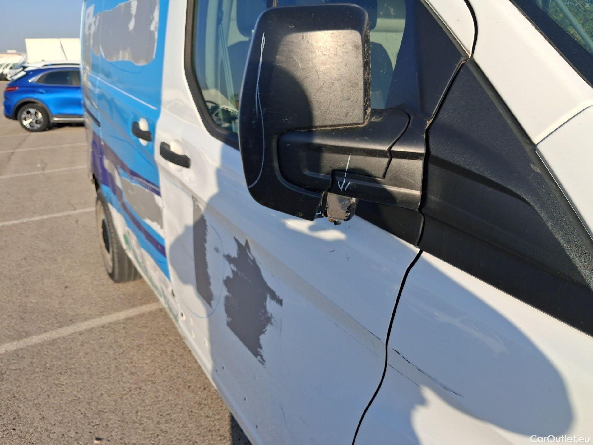  Ford  Transit FORD  Custom / 2012 / 4P / furgón Van 2.0 TDCI 96kW 320 L1 MHEV Ambiente #69