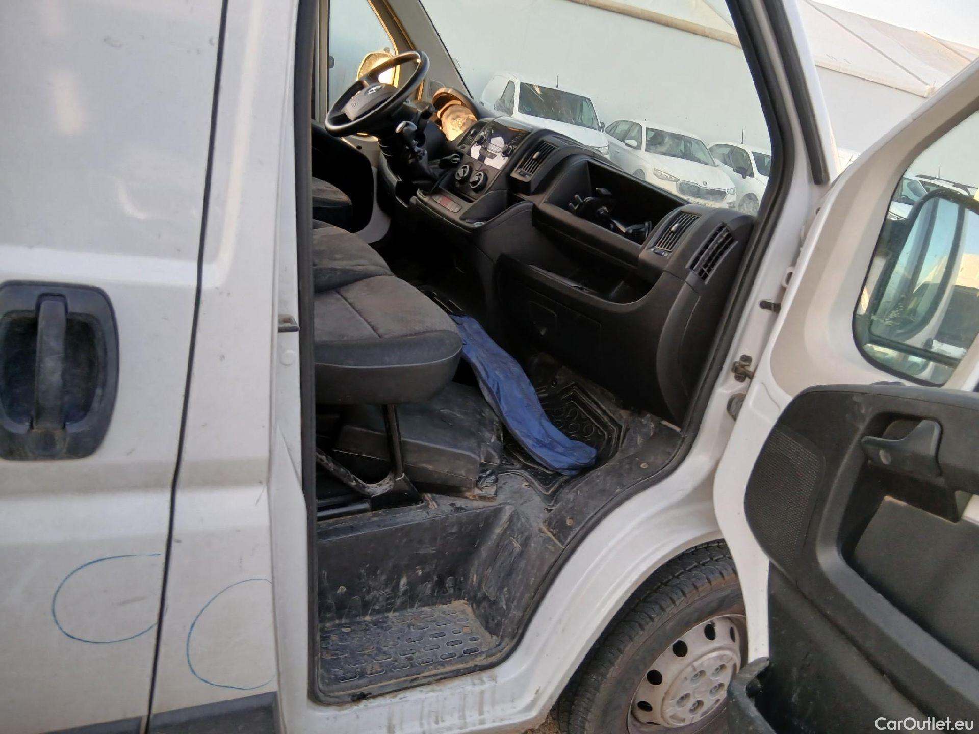  Opel  Movano OPEL  / 2021 / 4P / Furgón Base L2H2 3.5T 2.2 BlueHDi #57