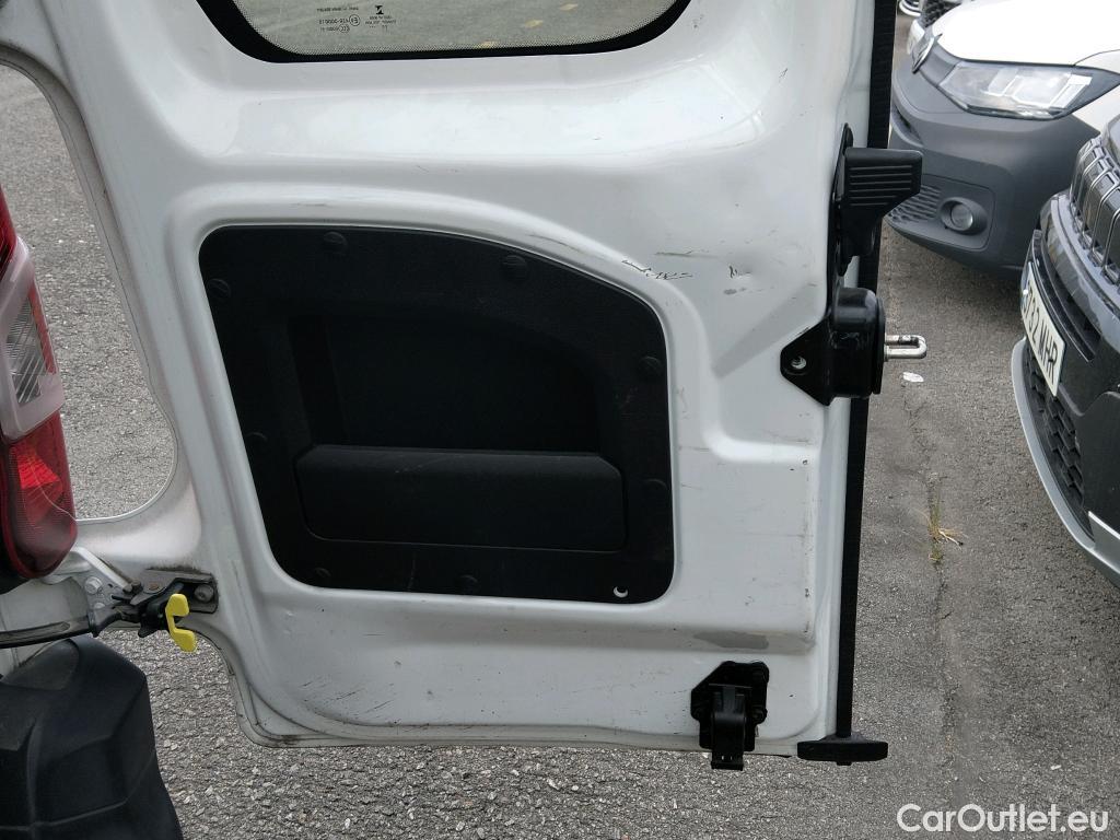  Citroen  Berlingo CITROEN  / 2018 / 5P / monovolumen compacto Talla M BlueHDi 100 S&S FEEL #9