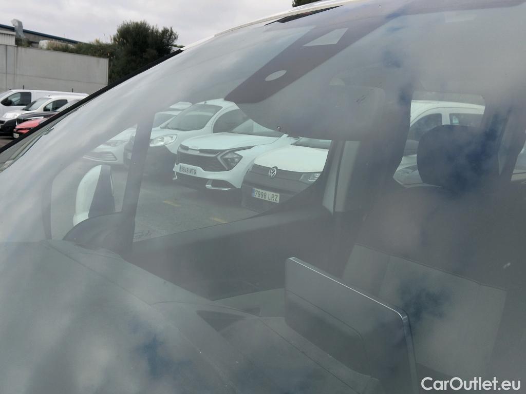  Citroen  Berlingo CITROEN  / 2018 / 5P / monovolumen compacto Talla M BlueHDi 100 S&S FEEL #31