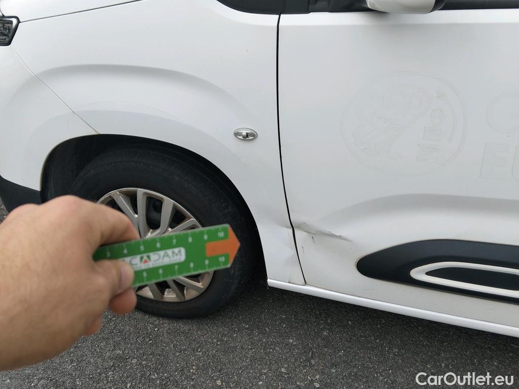  Citroen  Berlingo CITROEN  / 2018 / 5P / monovolumen compacto Talla M BlueHDi 100 S&S FEEL #18