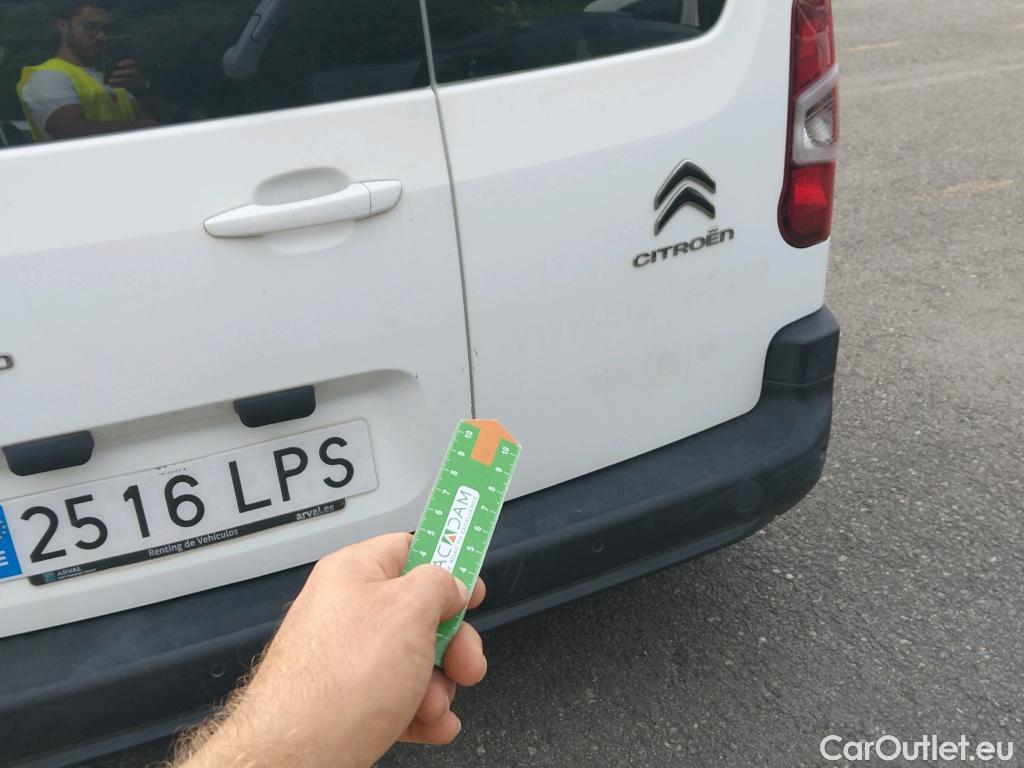  Citroen  Berlingo CITROEN  / 2018 / 5P / monovolumen compacto Talla M BlueHDi 100 S&S FEEL #13