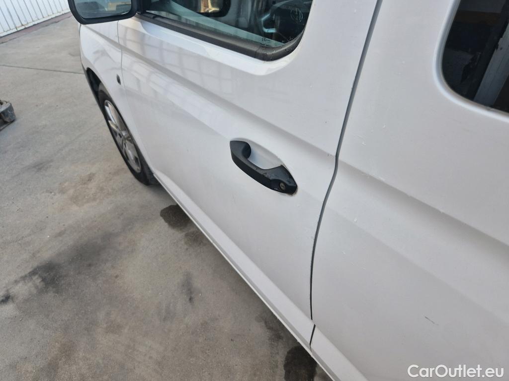  Volkswagen  Caddy VOLKSWAGEN  / 2020 / 4P / combi Kombi 2.0 TDI 75kW (102CV) #12