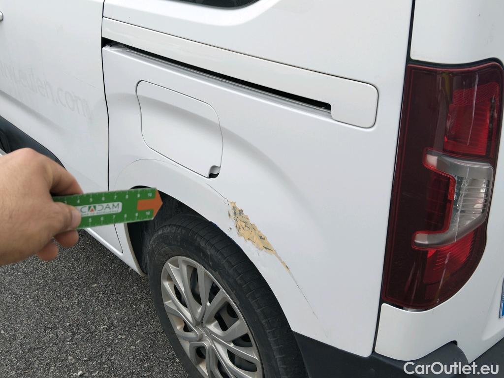  Citroen  Berlingo CITROEN  / 2018 / 5P / monovolumen compacto Talla M BlueHDi 100 S&S FEEL #20