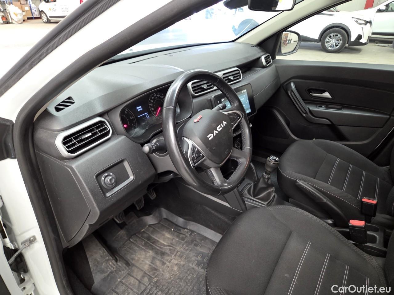  Dacia  Duster 1.5 Blue dCi 115CP Expression 4x4 #9
