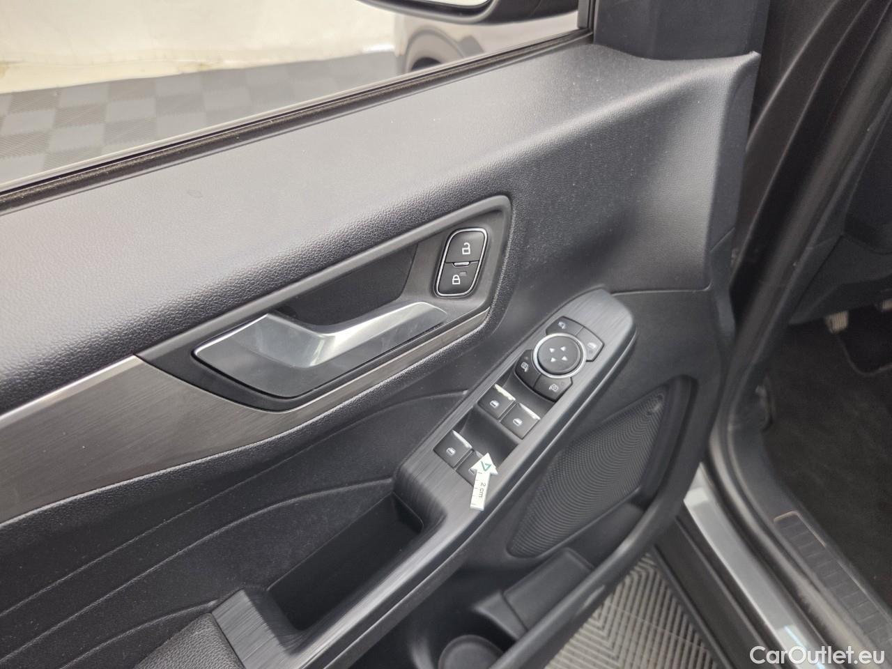  Ford  Kuga 1.5 EcoBoost 150CP Titanium #25