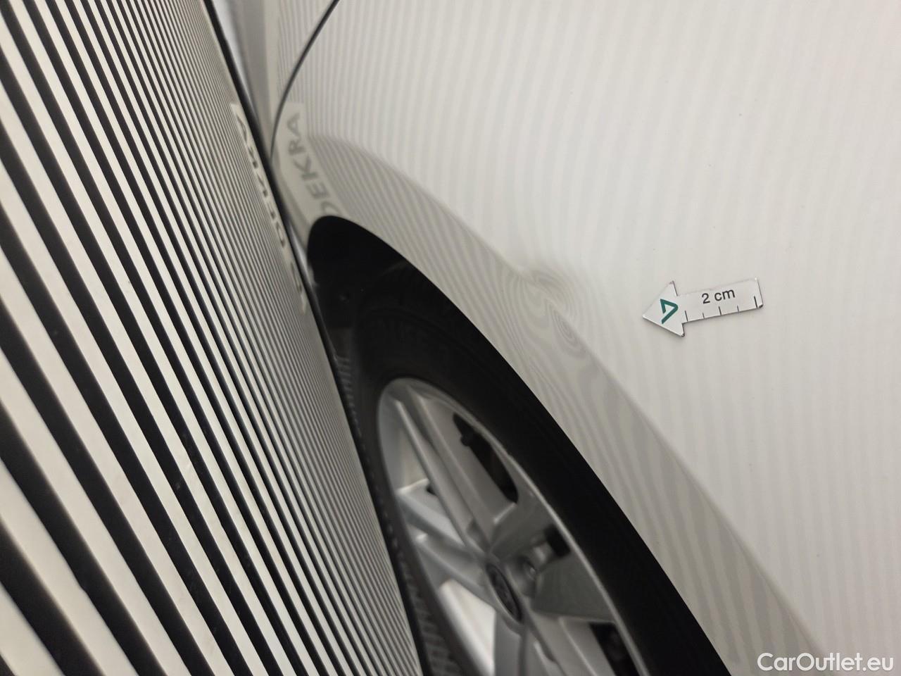  Toyota  Corolla 1.8 Hybrid Dynamic HSD TS E-CVT #27