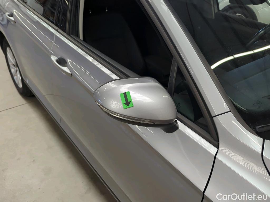  Volkswagen  Passat Advance 1.5 TSI ACT DSG 150 CP #16