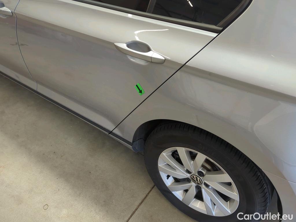  Volkswagen  Passat Advance 1.5 TSI ACT DSG 150 CP #8