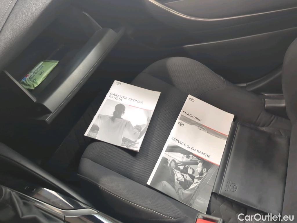  Toyota  Corolla 1.8 Hybrid Dynamic HSD E-CVT #15