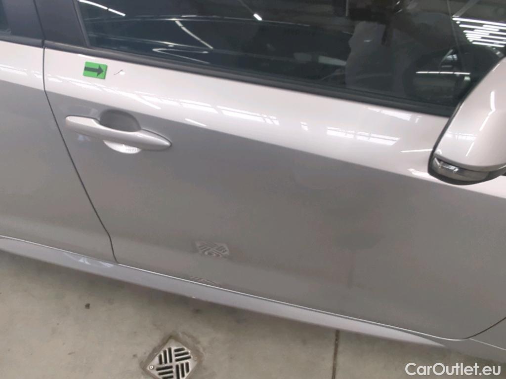  Toyota  Corolla 1.8 Hybrid Dynamic HSD E-CVT #9