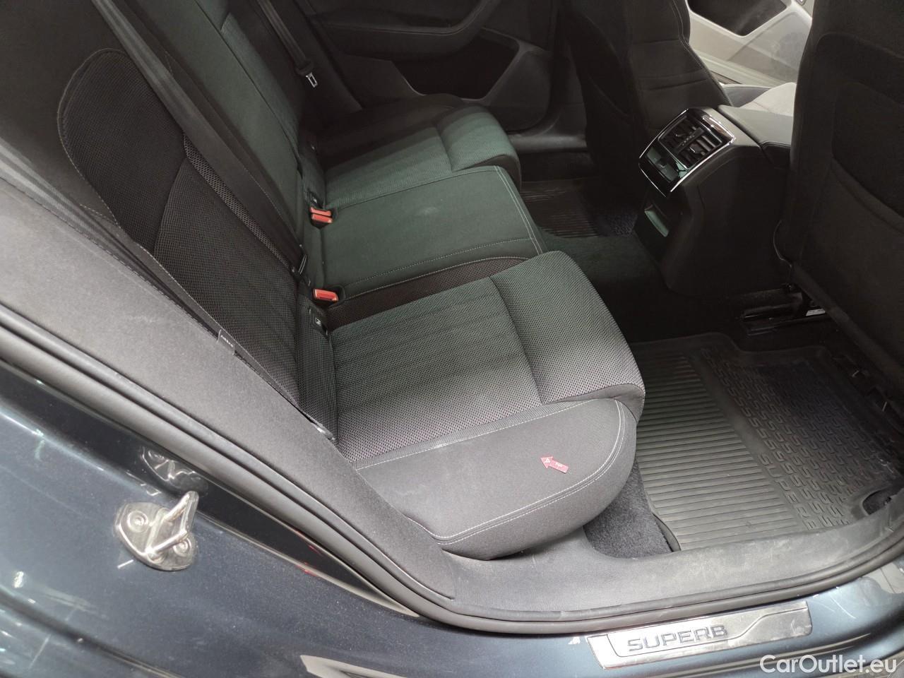  Skoda  Superb 2.0 TDI 200CP Style DSG #50