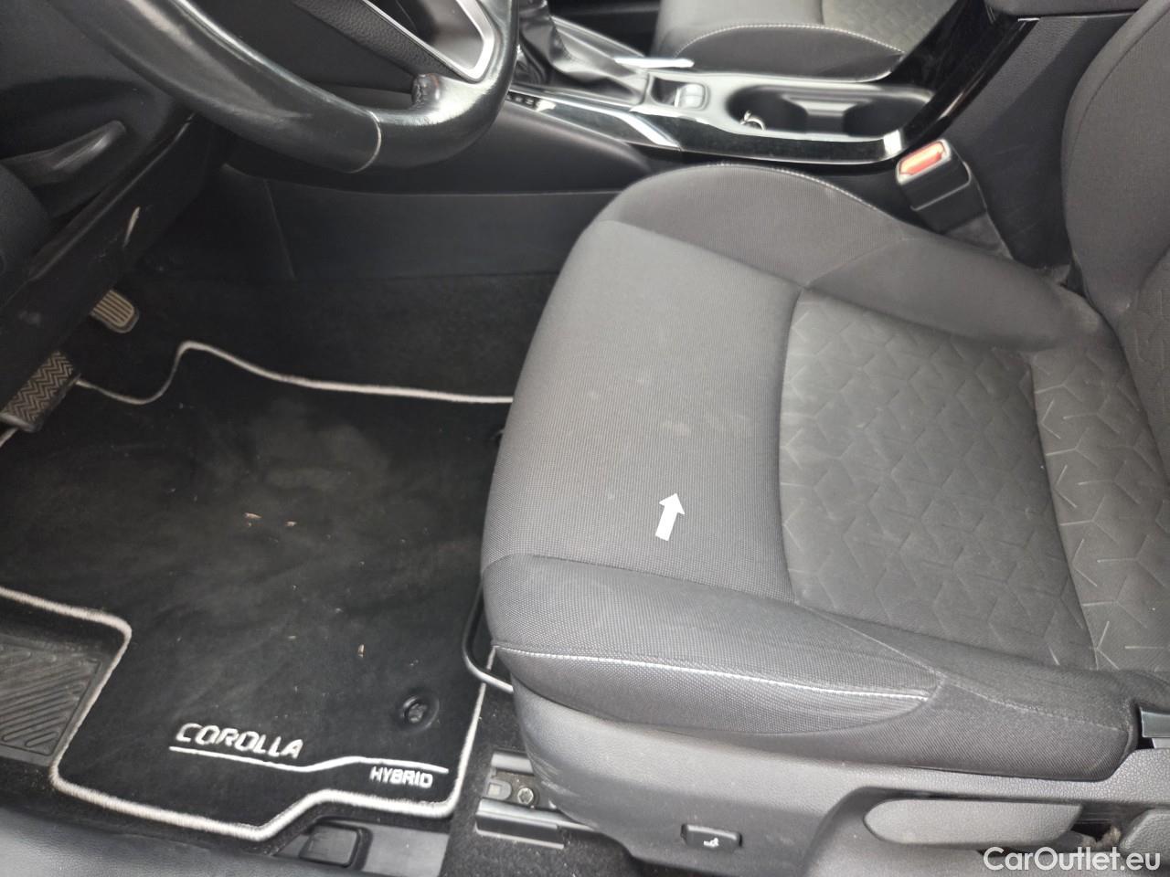  Toyota  Corolla 1.8 Hybrid Dynamic HSD TS E-CVT #40