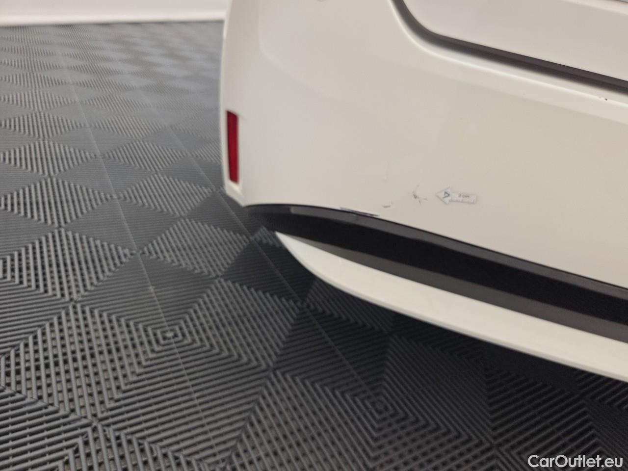  Toyota  Corolla 1.8 Hybrid Dynamic HSD TS E-CVT #24