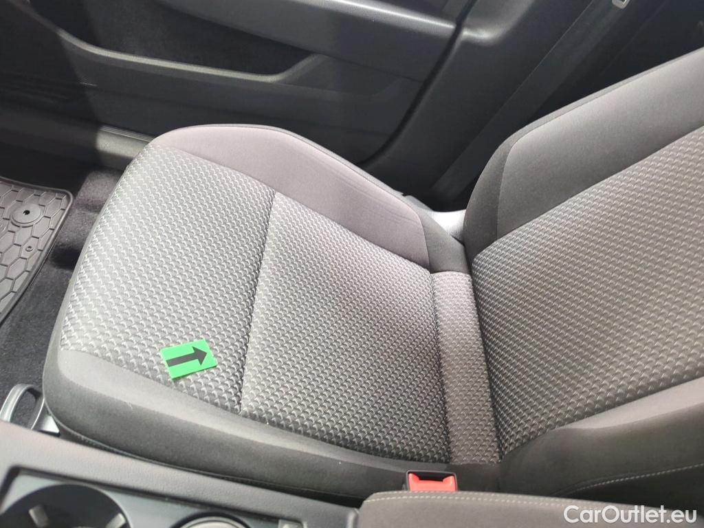  Volkswagen  Passat Advance 1.5 TSI ACT DSG 150 CP #20