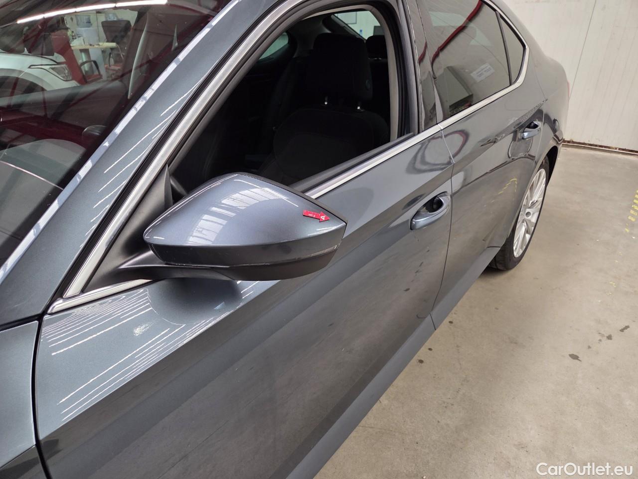  Skoda  Superb 2.0 TDI 200CP Style DSG #1