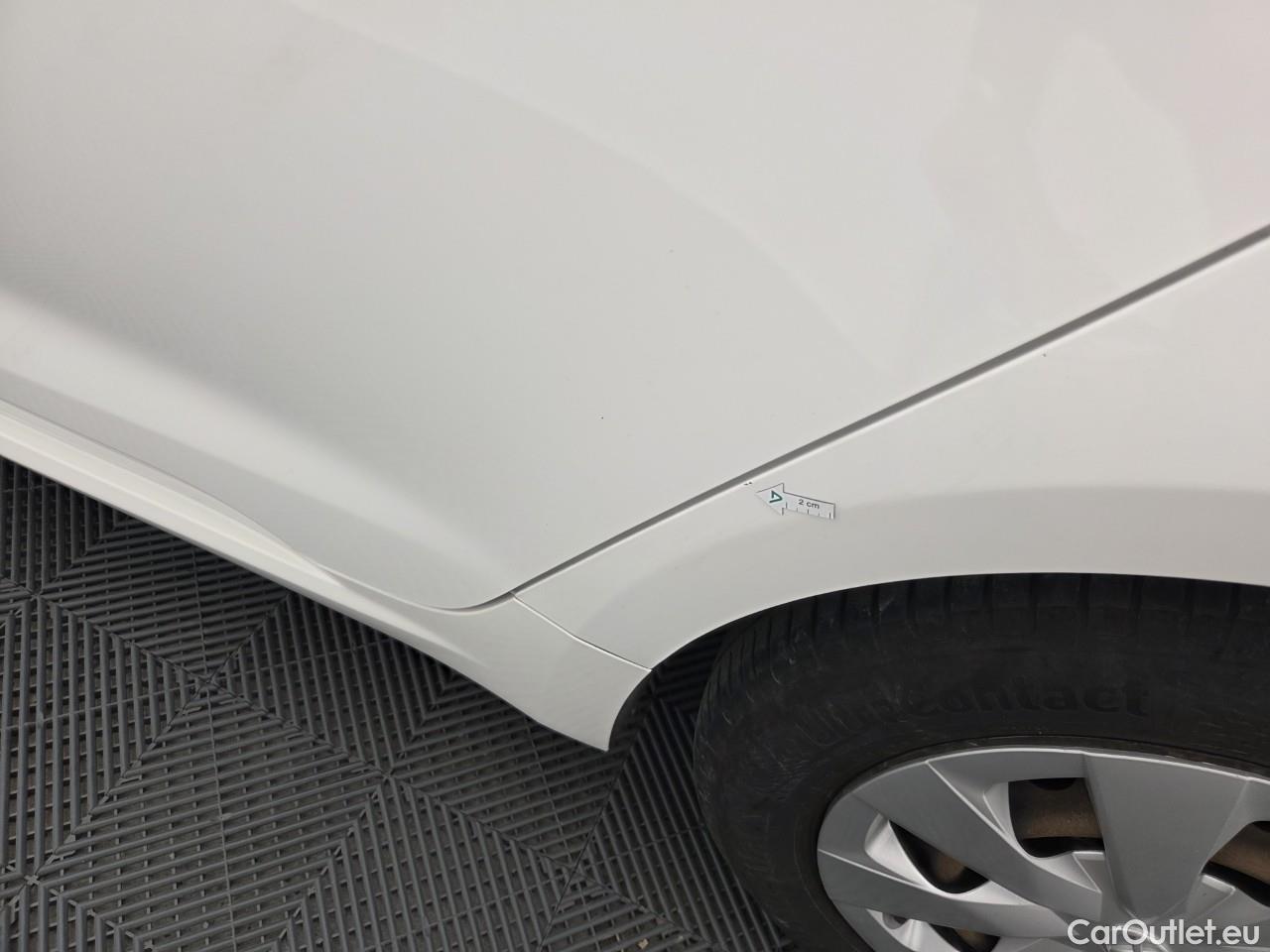  Toyota  Corolla 1.8 Hybrid Business HSD E-CVT #24