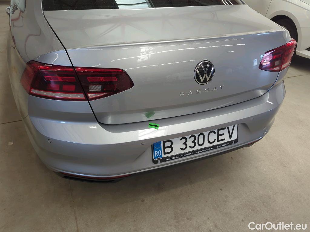  Volkswagen  Passat Advance 1.5 TSI ACT DSG 150 CP #6