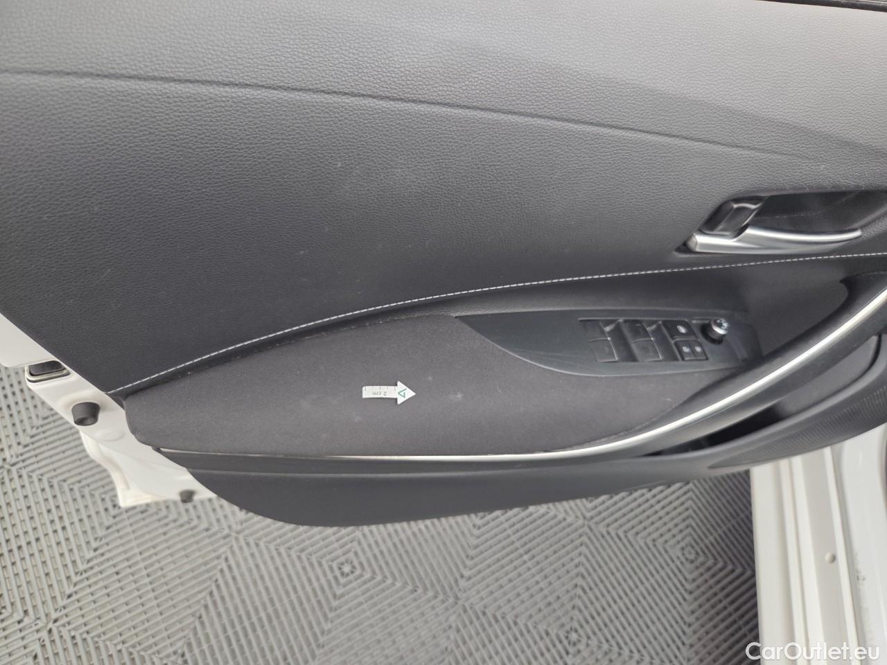  Toyota  Corolla 1.8 Hybrid Dynamic HSD TS E-CVT #34