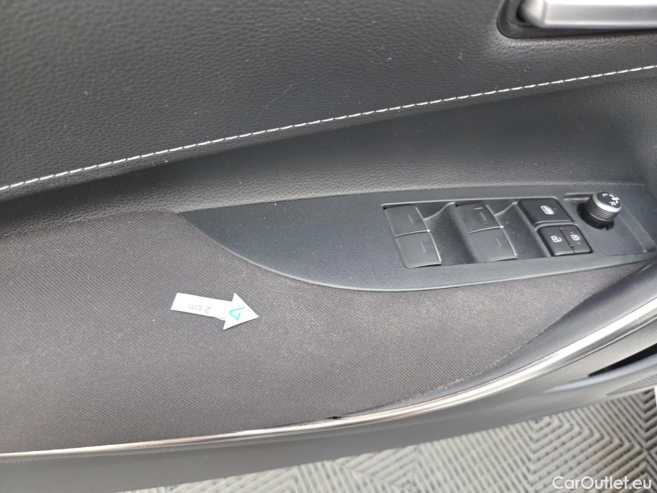  Toyota  Corolla 1.8 Hybrid Dynamic HSD TS E-CVT #39