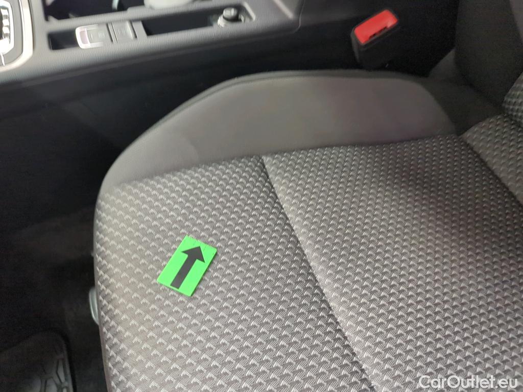  Volkswagen  Passat Advance 1.5 TSI ACT DSG 150 CP #23