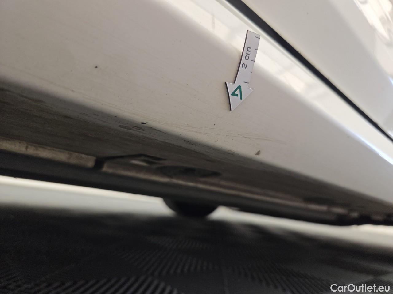  Toyota  Corolla 1.8 Hybrid Business HSD E-CVT #18
