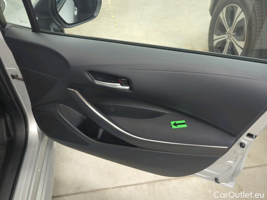  Toyota  Corolla 1.8 Hybrid Dynamic HSD E-CVT #21