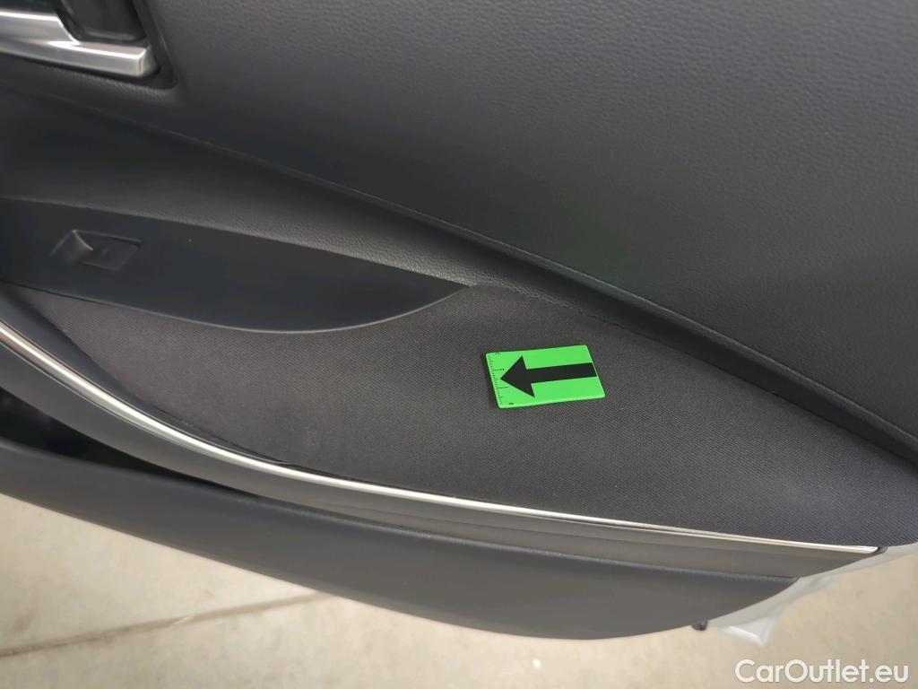  Toyota  Corolla 1.8 Hybrid Dynamic HSD E-CVT #22