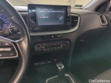  KIA  Cee'd KIA  SW 1.5 T-GDI 160KM 6MT M 5d #18