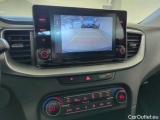  KIA  Cee'd KIA  SW 1.5 T-GDI 160KM 6MT M 5d #17