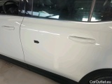  Mercedes  B-Klasse Mercedes-Benz GLB GLB 200 5d #61