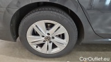  Volkswagen  Golf  2.0 TDI SCR Life Variant #10