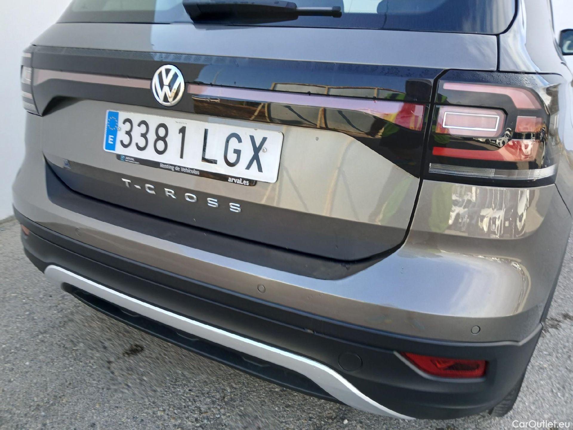  Volkswagen  T-CROSS VOLKSWAGEN  / 2018 / 5P / todoterreno Advance 1.0 TSI 85kW (115CV) DSG (AC) #29