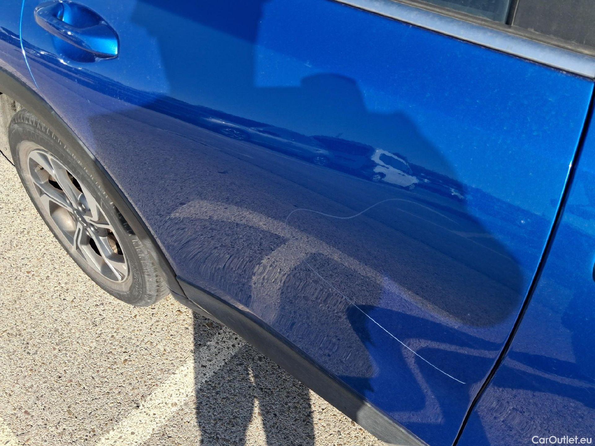  KIA  XCeed KIA  / 2019 / 5P / todoterreno 1.0 T-GDi Drive 88kW (120CV) #29