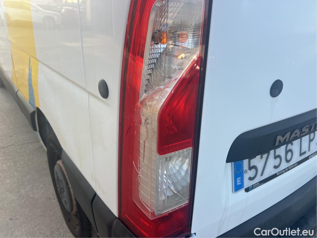 Renault  Master RENAULT  / 2019 / 4P / furgón Furgón T L2H2 3500 Bl dCi 100kW (135CV) #4