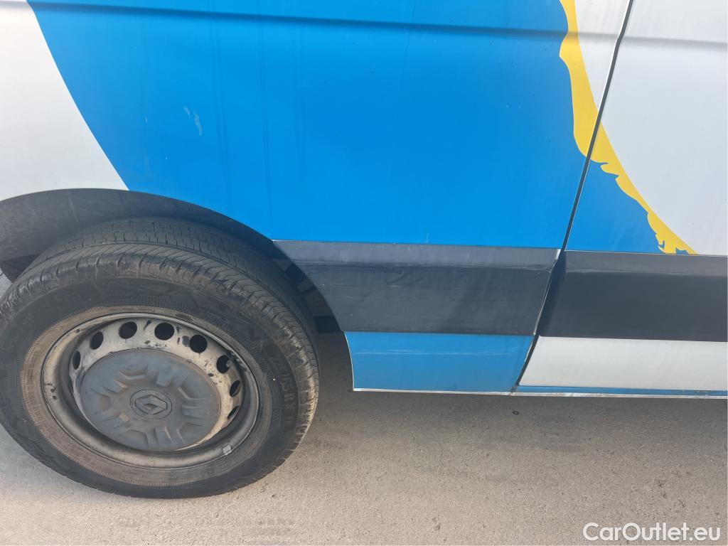  Renault  Master RENAULT  / 2019 / 4P / furgón Furgón T L2H2 3500 Bl dCi 100kW (135CV) #21