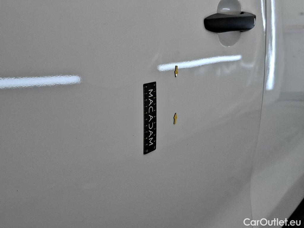  Fiat  Scudo FIAT  / 2021 / 4P / Fourgon tôlé 2.0 Mjet3 145ch 5.3 Standard Pro Lounge #39